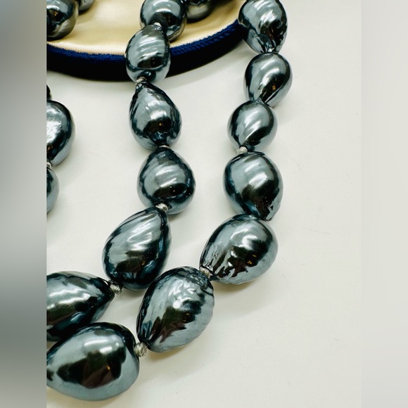 Vintage Baroque Pearl Designer Necklace